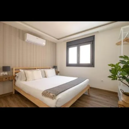 Pedregalejo Apartment *